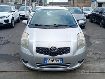 TOYOTA YARIS 1.4 DIESEL 100.000 KM UNICOPROPRIETAR