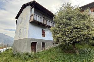 CASA INDIPENDENTE A VIÙ