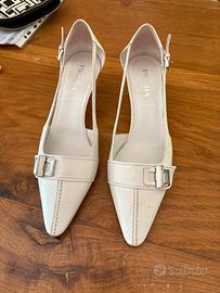 Sandalo Prada in pelle bianca