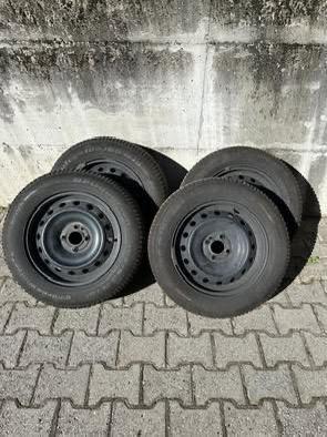 Pneumatici invernali raggio 15''