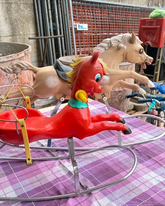 Cavallo a dondolo  anni 70