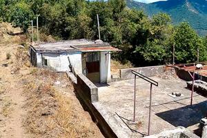 Terreno 10.000 mq con uliveto, casetta e piscina