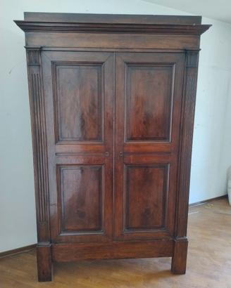 guardaroba d'epoca metà '800