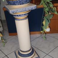 Colonna con vaso