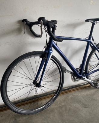 Specialized tricross sport