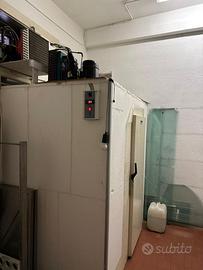 vend prodotti per ristorazione