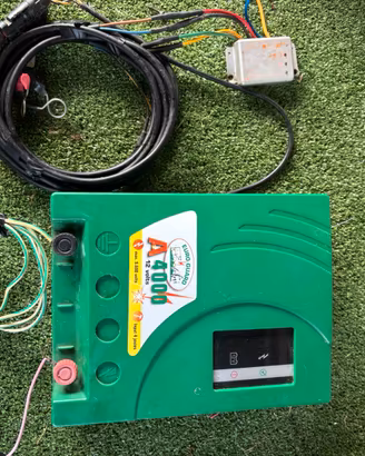 Euroguard A4000.12V4J+regolatore solare e cablaggi