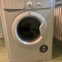 Lavatrice Indesit IWB5125 Libera installazione