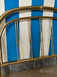 Letto singoloOttone  d’orato. Antiquariato Moderno