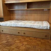 Letto singolo in legno con doppio cassetto