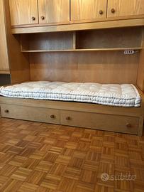 Letto singolo in legno con doppio cassetto