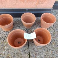 Vasi in terracotta del 15 Numero 5 € 2,00 cad