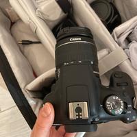 Canon EOS 2000D +obiettivoEF-S 18-55+kit completo