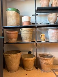 Disponibilità di vasi antichi particolari