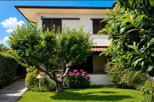 Villa indipendente a Marina di Pietrasanta