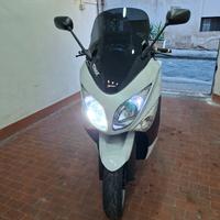 Yamaha T Max - 2009