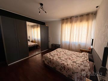 Privato affitta trilocale arredato