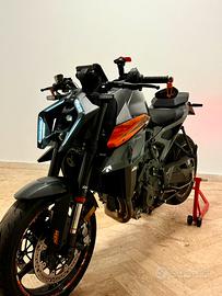 Ktm 990 duke tech pack