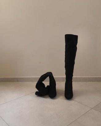 Stivali sopra il ginocchio neri in simil camoscio