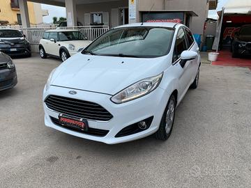 Ford Fiesta 1.5 TDCi 75CV 5 porte Titanium