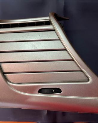 Bocchetta Aria SX lato guida Lancia Ypsilon 843