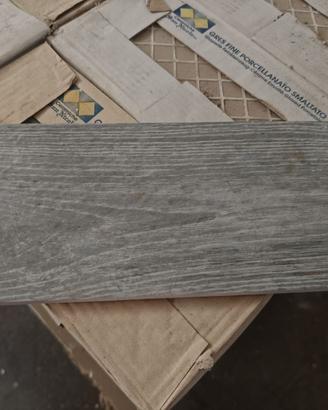 Mattonelle per esterni in gres porcellanato