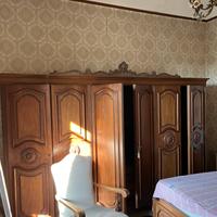 Armadio legno decorato