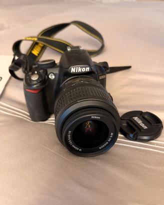 Nikon D3100 con Obiettivo 18-55 mm