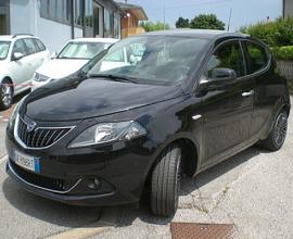 Lancia Ypsilon 1.0 FireFly S&S Hybrid OK neo Paten