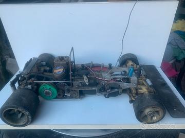 Macchinina radiocomandata vintage leggete