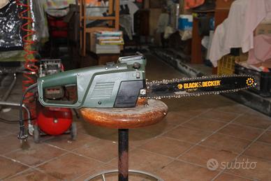 Motosega Black Decker GK440