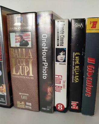 6 Film in videocassetta VHS