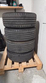 215 45 R17 91 W Vredestein Ultrac AO