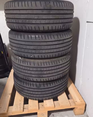 215 45 R17 91 W Vredestein Ultrac AO