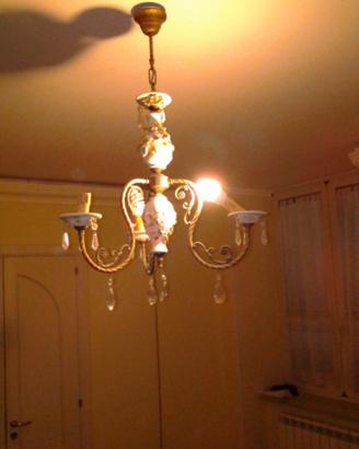 Lampadario stilizzato 3 luci