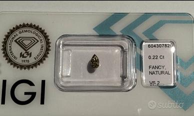Diamante naturale (fancy natural) ct 0,22