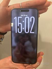 iPhone 16 Pro Max pari al nuovo - Batteria 98%