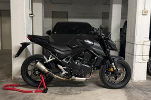 Honda cb hornet 750