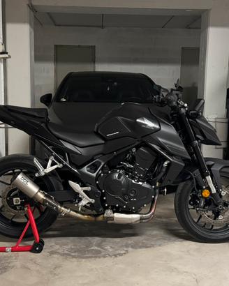 Honda cb hornet 750