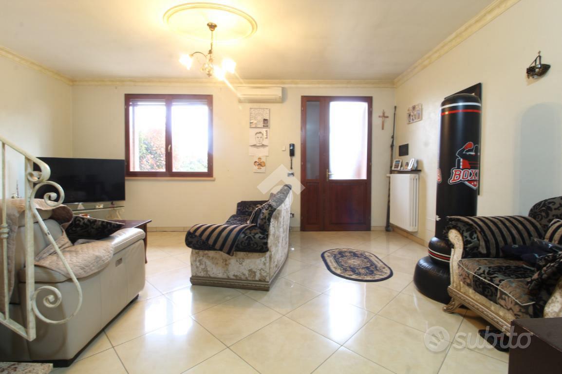 House in Bagnolo in Piano - Vista 5