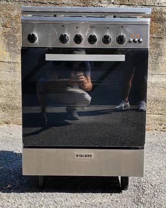 Cucina a gas GLEM con forno – Buono stato