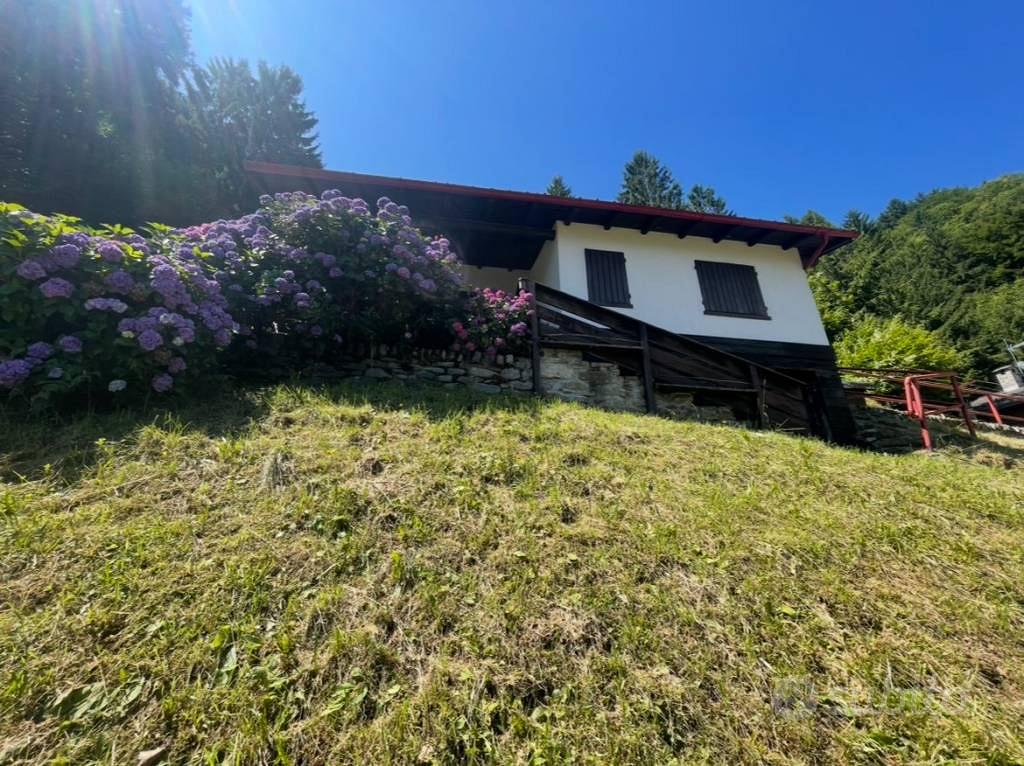 Casa indipendente di 77 m² con 3 locali a Cosio Va - Vista 2