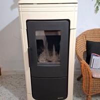Stufa a Pellet Extraflame Liliana idro