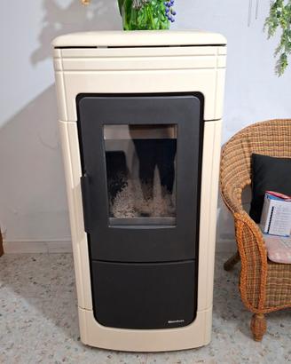 Stufa a Pellet Extraflame Liliana idro