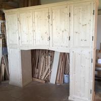 Armadio a ponte abete massello