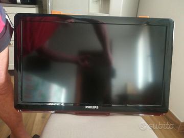 TV LED LCD Professional 26HFL3232D/10 da appendere