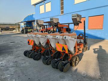 seminatrice a dischi marca Maag a 6 file