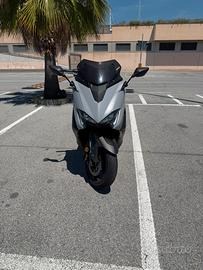Tmax 560 2020