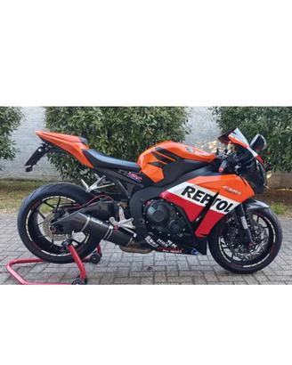 CBR 1000RR( 2015)