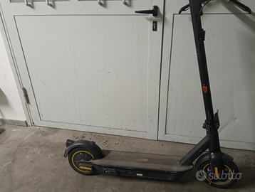 Scooter elettrico Ninebot